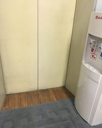 渋谷美容外科のエレベーター